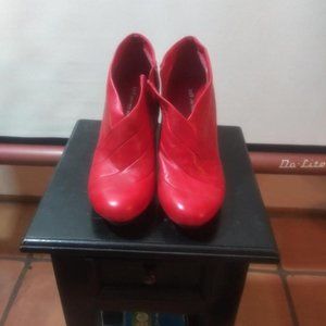 United Nude Red heel